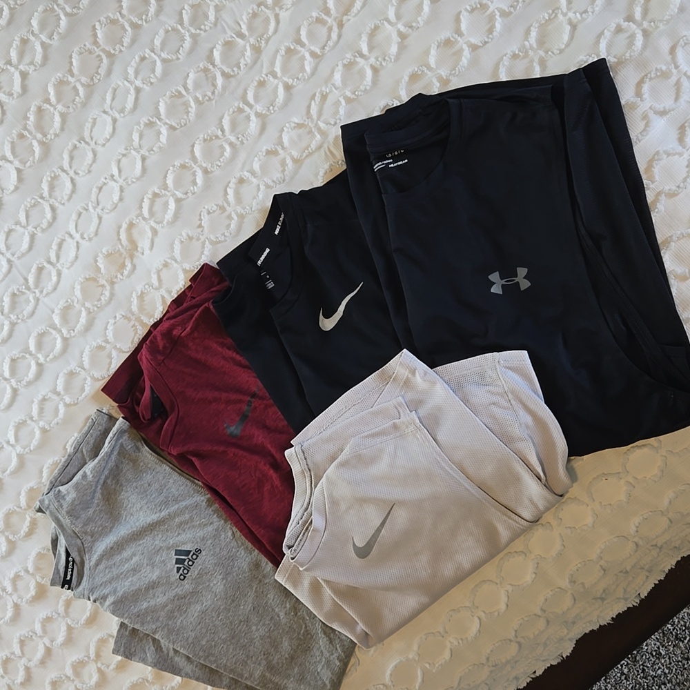 Lot of Mens Sleeveless DriFit Shirts